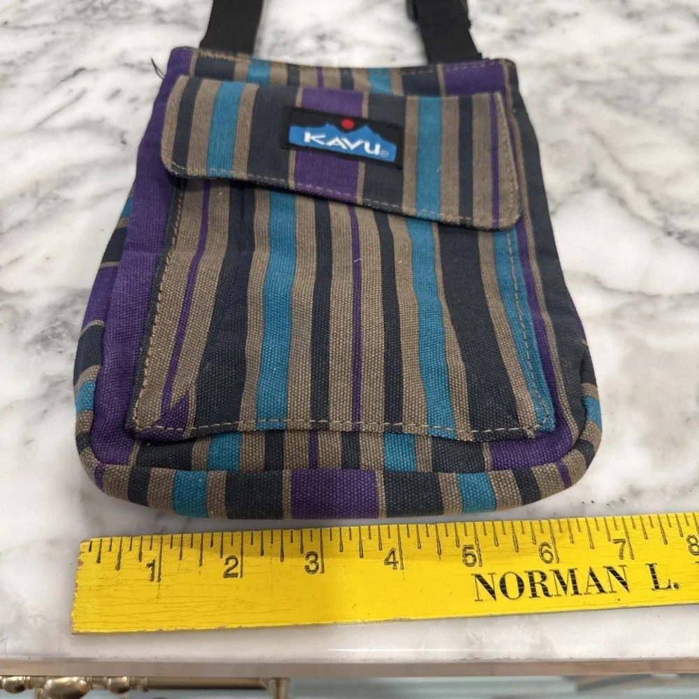 KAVU Crossbody Sling Bag with Adjustable‎ Strap and  Pocket Boho Hiker